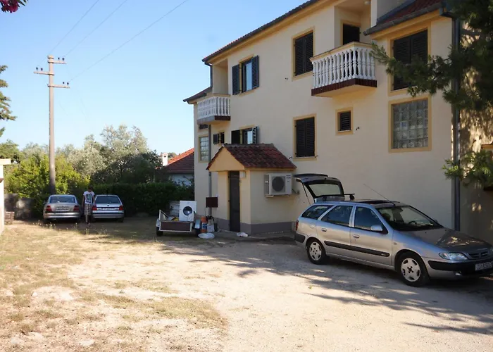 아파트 With A Parking Space Zdrelac, Pasman - 8201 Ždrelac